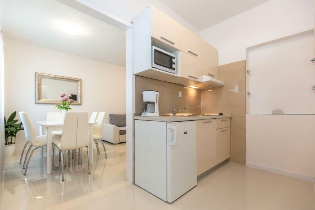 Tatijana Holiday Apartments 마카르스카 외부 사진